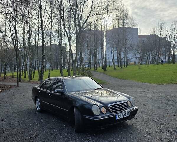 Чорний Мерседес Е-Клас, об'ємом двигуна 2.2 л та пробігом 387 тис. км за 2999 $, фото 8 на Automoto.ua