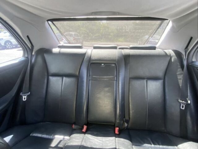 Черный Мерседес Е-Класс, объемом двигателя 3.2 л и пробегом 355 тыс. км за 3200 $, фото 9 на Automoto.ua