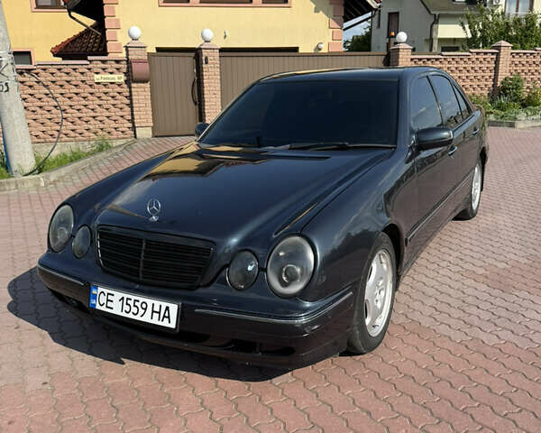 Черный Мерседес Е-Класс, объемом двигателя 2.8 л и пробегом 242 тыс. км за 3999 $, фото 6 на Automoto.ua