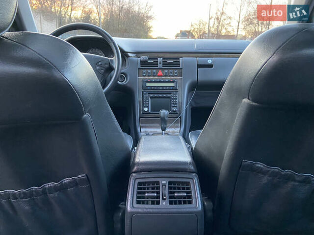 Чорний Мерседес Е-Клас, об'ємом двигуна 3.22 л та пробігом 399 тис. км за 6500 $, фото 10 на Automoto.ua