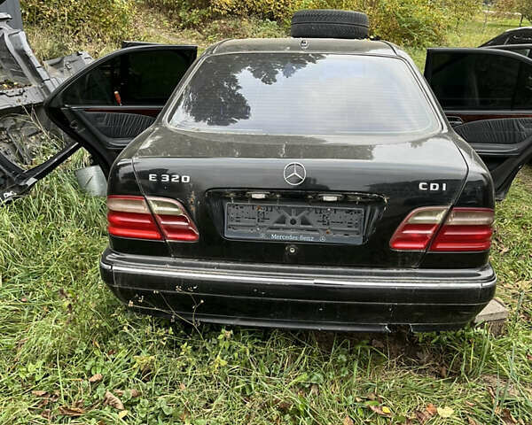 Чорний Мерседес Е-Клас, об'ємом двигуна 3.22 л та пробігом 420 тис. км за 2000 $, фото 14 на Automoto.ua