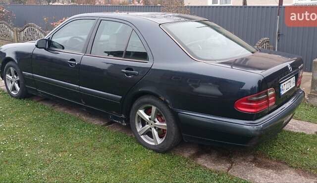 Черный Мерседес Е-Класс, объемом двигателя 2 л и пробегом 221 тыс. км за 3600 $, фото 8 на Automoto.ua