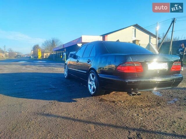 Чорний Мерседес Е-Клас, об'ємом двигуна 3.2 л та пробігом 337 тис. км за 4200 $, фото 6 на Automoto.ua