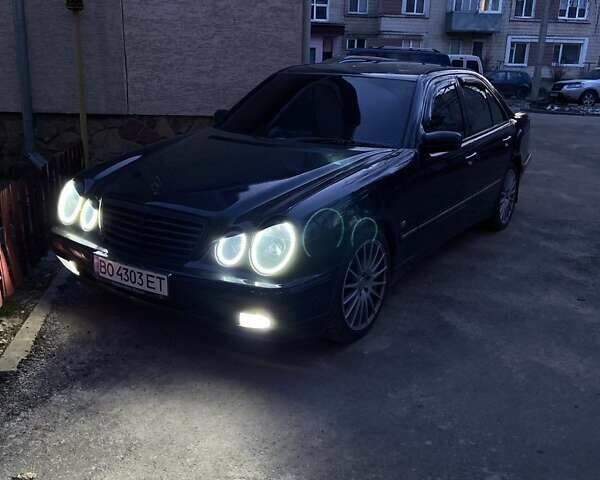 Черный Мерседес Е-Класс, объемом двигателя 4.3 л и пробегом 380 тыс. км за 7299 $, фото 12 на Automoto.ua