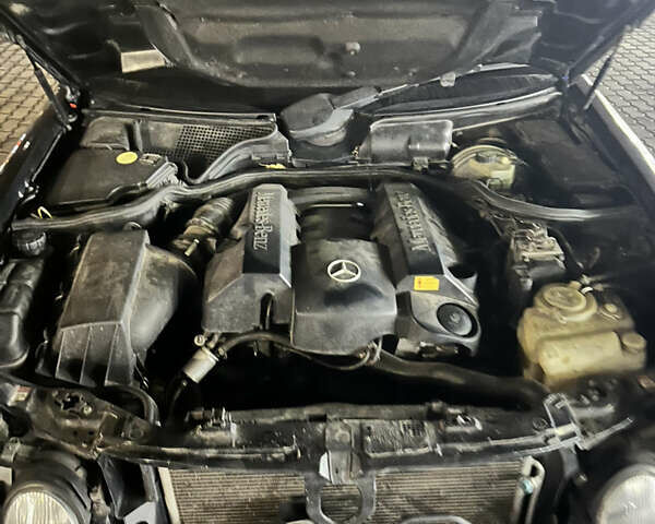 Чорний Мерседес Е-Клас, об'ємом двигуна 2.8 л та пробігом 372 тис. км за 3800 $, фото 5 на Automoto.ua