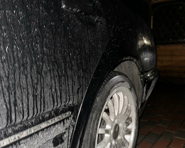 Мерседес Е-Клас 2000 у Житомирі на Automoto.ua Чорний Мерседес Е-Клас, об'ємом двигуна 2 л та пробігом 350 тис. км за 4200 $, фото 6 на Automoto.ua