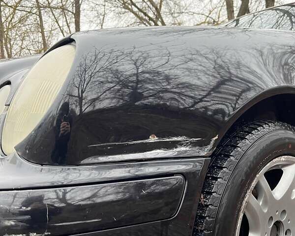 Черный Мерседес Е-Класс, объемом двигателя 2 л и пробегом 489 тыс. км за 3300 $, фото 7 на Automoto.ua