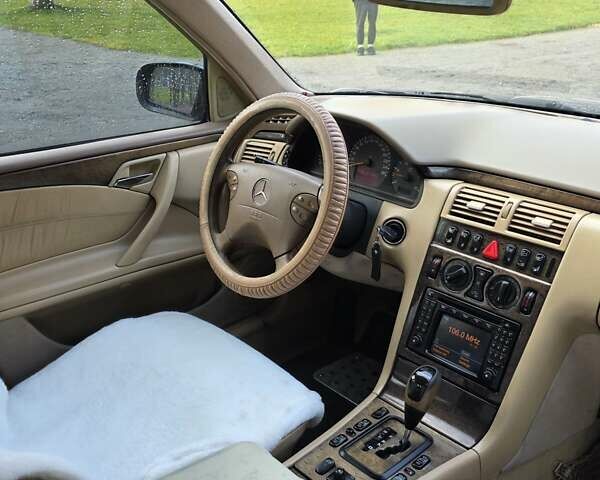 Чорний Мерседес Е-Клас, об'ємом двигуна 2.2 л та пробігом 387 тис. км за 2999 $, фото 22 на Automoto.ua