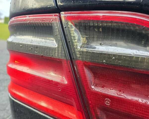 Чорний Мерседес Е-Клас, об'ємом двигуна 2.2 л та пробігом 387 тис. км за 2999 $, фото 26 на Automoto.ua