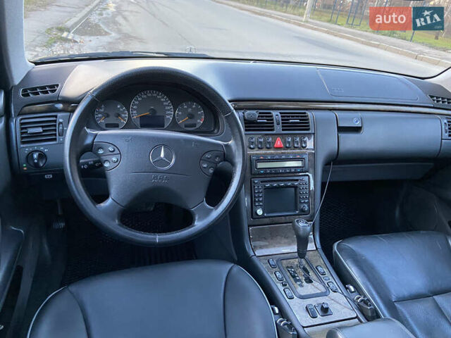 Чорний Мерседес Е-Клас, об'ємом двигуна 3.22 л та пробігом 399 тис. км за 6500 $, фото 11 на Automoto.ua