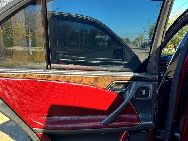 Черный Мерседес Е-Класс, объемом двигателя 2 л и пробегом 550 тыс. км за 4900 $, фото 6 на Automoto.ua