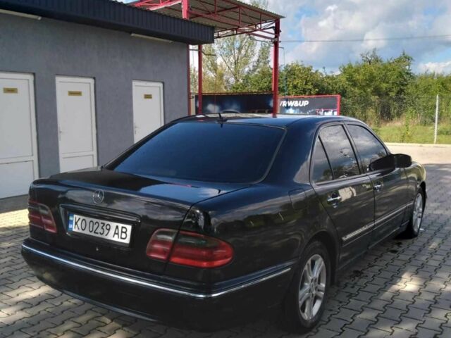 Чорний Мерседес Е-Клас, об'ємом двигуна 3.2 л та пробігом 470 тис. км за 4200 $, фото 2 на Automoto.ua