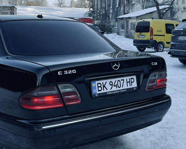 Чорний Мерседес Е-Клас, об'ємом двигуна 3.22 л та пробігом 400 тис. км за 4300 $, фото 9 на Automoto.ua