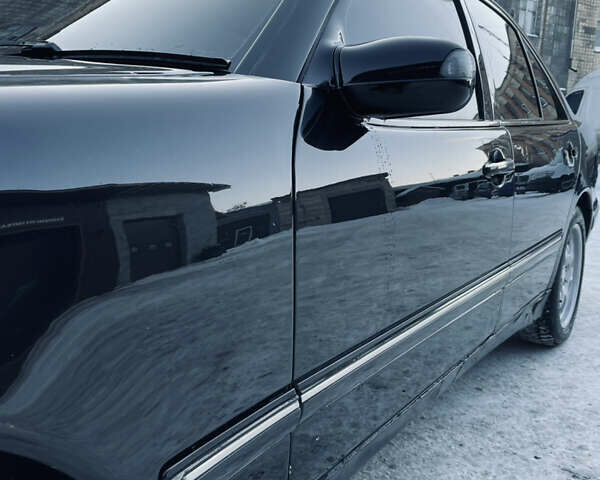 Чорний Мерседес Е-Клас, об'ємом двигуна 3.22 л та пробігом 400 тис. км за 4300 $, фото 14 на Automoto.ua