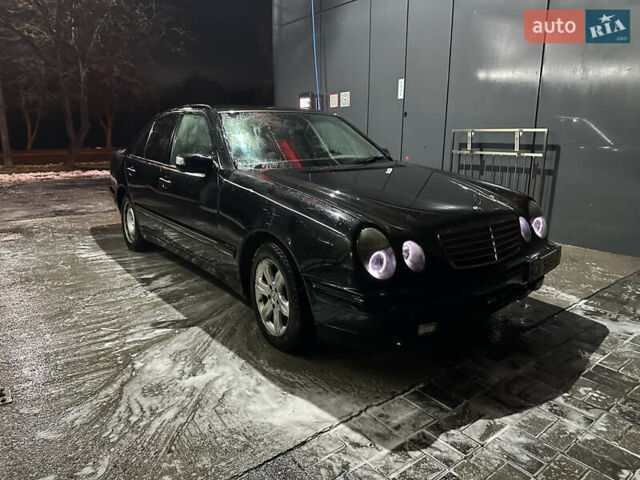 Чорний Мерседес Е-Клас, об'ємом двигуна 3.2 л та пробігом 320 тис. км за 2500 $, фото 13 на Automoto.ua