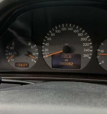 Чорний Мерседес Е-Клас, об'ємом двигуна 3.22 л та пробігом 390 тис. км за 3950 $, фото 22 на Automoto.ua