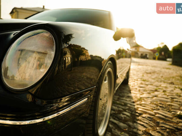 Черный Мерседес Е-Класс, объемом двигателя 3.2 л и пробегом 380 тыс. км за 7000 $, фото 16 на Automoto.ua