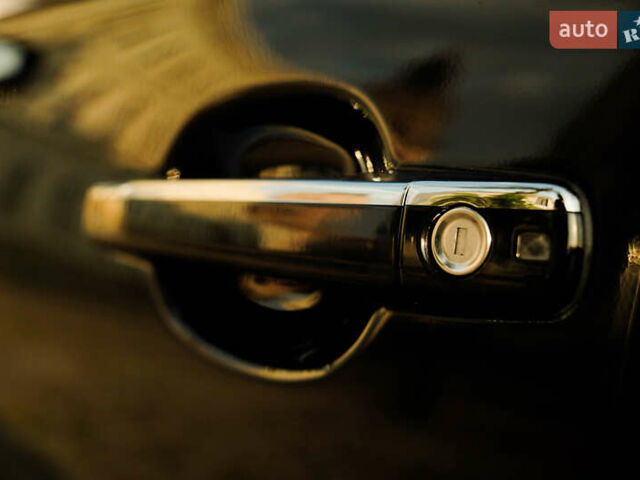 Черный Мерседес Е-Класс, объемом двигателя 3.2 л и пробегом 380 тыс. км за 7000 $, фото 23 на Automoto.ua