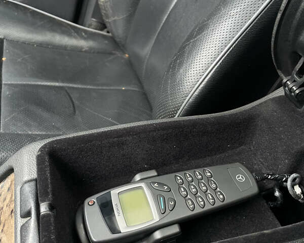 Чорний Мерседес Е-Клас, об'ємом двигуна 3.2 л та пробігом 370 тис. км за 4299 $, фото 18 на Automoto.ua