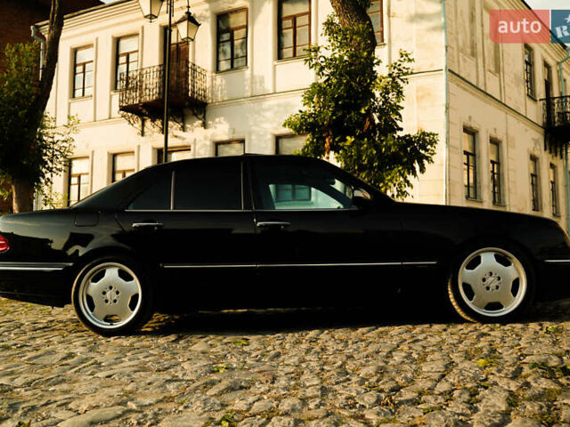 Черный Мерседес Е-Класс, объемом двигателя 3.2 л и пробегом 380 тыс. км за 7000 $, фото 4 на Automoto.ua