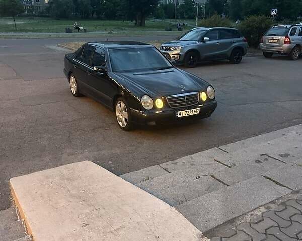 Черный Мерседес Е-Класс, объемом двигателя 2 л и пробегом 346 тыс. км за 4500 $, фото 17 на Automoto.ua