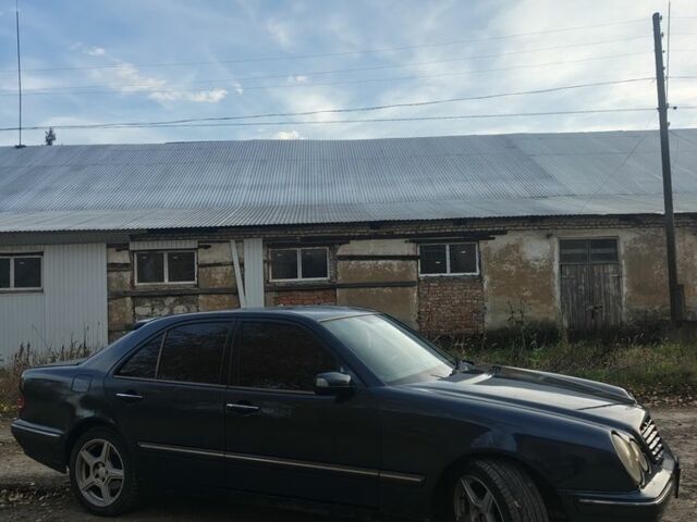 Чорний Мерседес Е-Клас, об'ємом двигуна 3.2 л та пробігом 405 тис. км за 4700 $, фото 1 на Automoto.ua