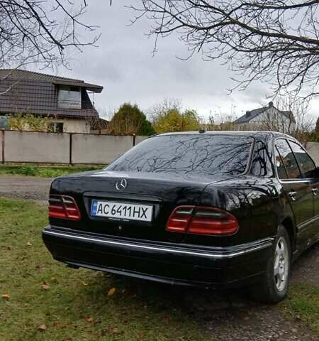 Чорний Мерседес Е-Клас, об'ємом двигуна 3.22 л та пробігом 390 тис. км за 3950 $, фото 2 на Automoto.ua