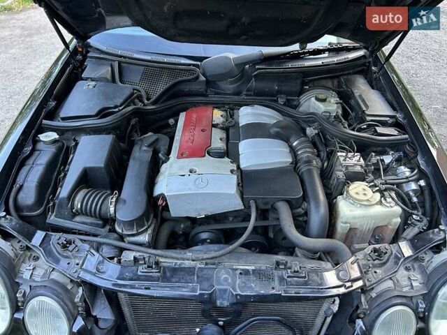 Черный Мерседес Е-Класс, объемом двигателя 2 л и пробегом 346 тыс. км за 4500 $, фото 7 на Automoto.ua