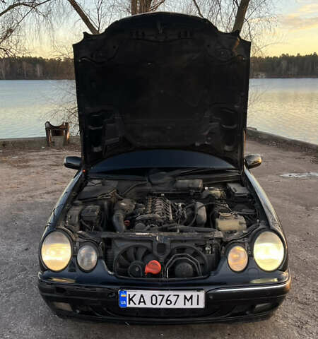 Чорний Мерседес Е-Клас, об'ємом двигуна 3.2 л та пробігом 297 тис. км за 5000 $, фото 9 на Automoto.ua