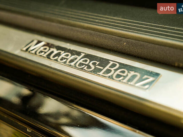 Черный Мерседес Е-Класс, объемом двигателя 3.2 л и пробегом 380 тыс. км за 7000 $, фото 32 на Automoto.ua