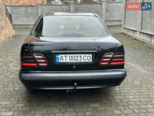 Чорний Мерседес Е-Клас, об'ємом двигуна 2.15 л та пробігом 373 тис. км за 4099 $, фото 5 на Automoto.ua