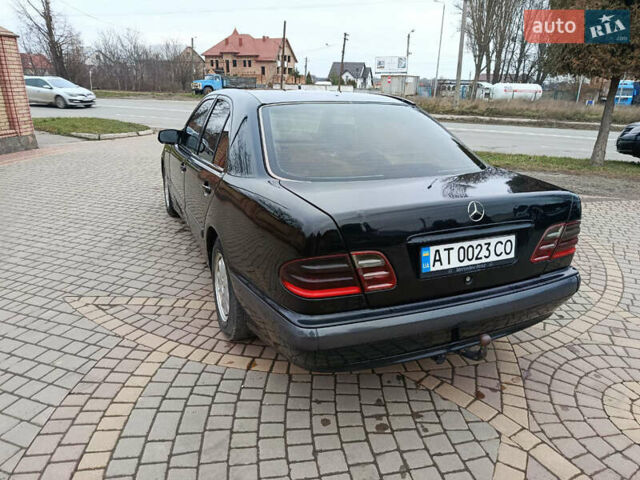 Черный Мерседес Е-Класс, объемом двигателя 2.15 л и пробегом 370 тыс. км за 3450 $, фото 6 на Automoto.ua
