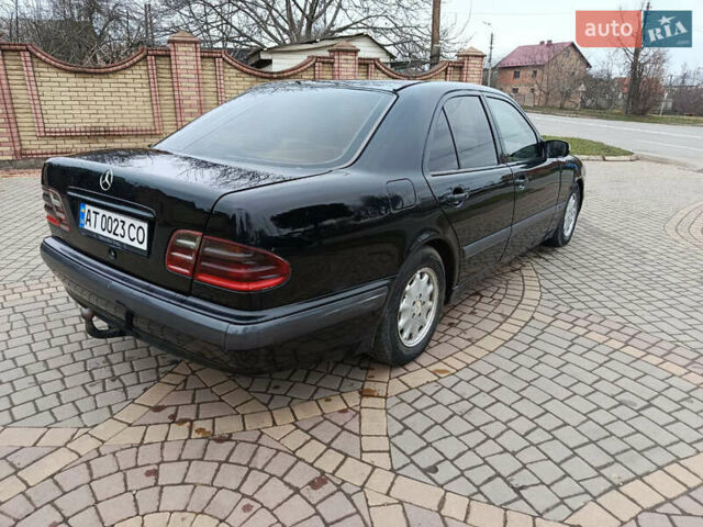 Черный Мерседес Е-Класс, объемом двигателя 2.15 л и пробегом 370 тыс. км за 3450 $, фото 5 на Automoto.ua