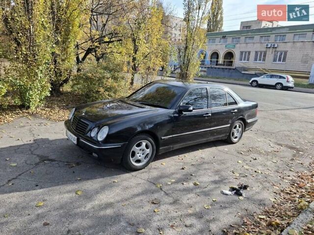 Мерседес Е-Класс 2001 в Киеве на Automoto.ua Черный Мерседес Е-Класс, объемом двигателя 2.8 л и пробегом 460 тыс. км за 5000 $, фото 12 на Automoto.ua