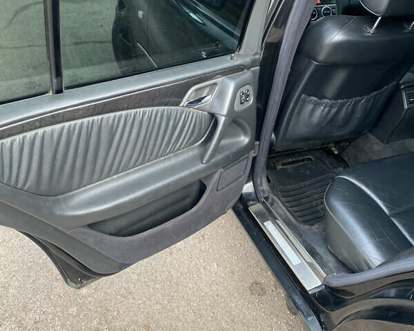 Чорний Мерседес Е-Клас, об'ємом двигуна 2.8 л та пробігом 270 тис. км за 3450 $, фото 8 на Automoto.ua