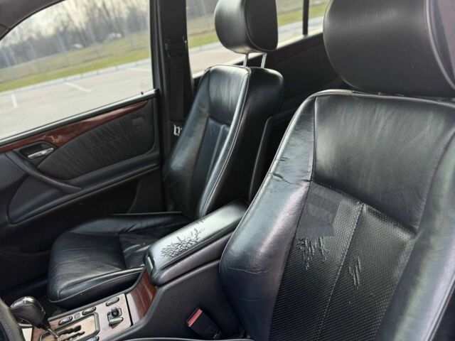 Чорний Мерседес Е-Клас, об'ємом двигуна 0 л та пробігом 500 тис. км за 3700 $, фото 6 на Automoto.ua