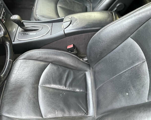 Черный Мерседес Е-Класс, объемом двигателя 2.7 л и пробегом 320 тыс. км за 5450 $, фото 10 на Automoto.ua