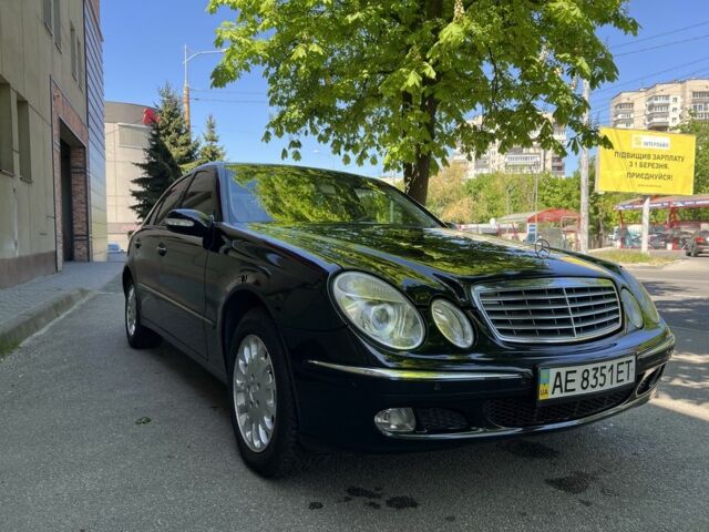 Черный Мерседес Е-Класс, объемом двигателя 2.4 л и пробегом 299 тыс. км за 6500 $, фото 8 на Automoto.ua
