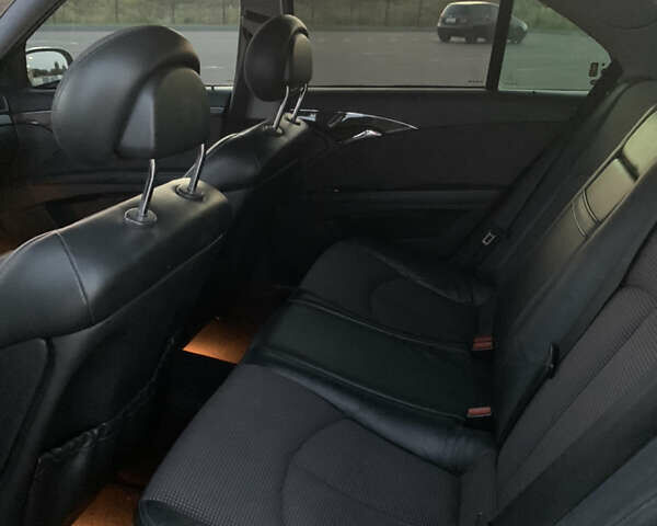 Чорний Мерседес Е-Клас, об'ємом двигуна 2.7 л та пробігом 400 тис. км за 3400 $, фото 12 на Automoto.ua