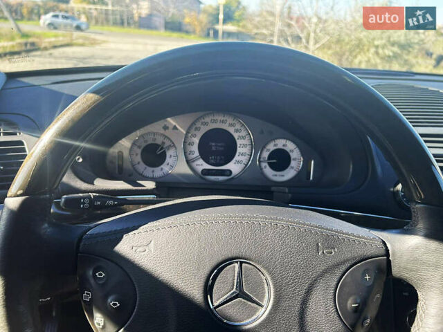 Чорний Мерседес Е-Клас, об'ємом двигуна 3.2 л та пробігом 170 тис. км за 8500 $, фото 16 на Automoto.ua