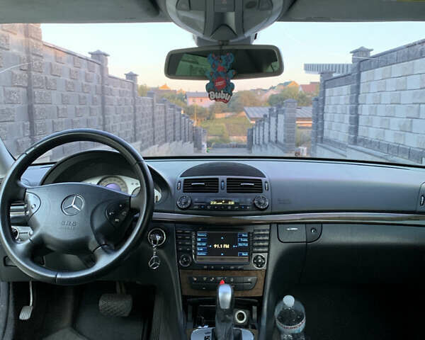 Чорний Мерседес Е-Клас, об'ємом двигуна 2.7 л та пробігом 400 тис. км за 3400 $, фото 14 на Automoto.ua