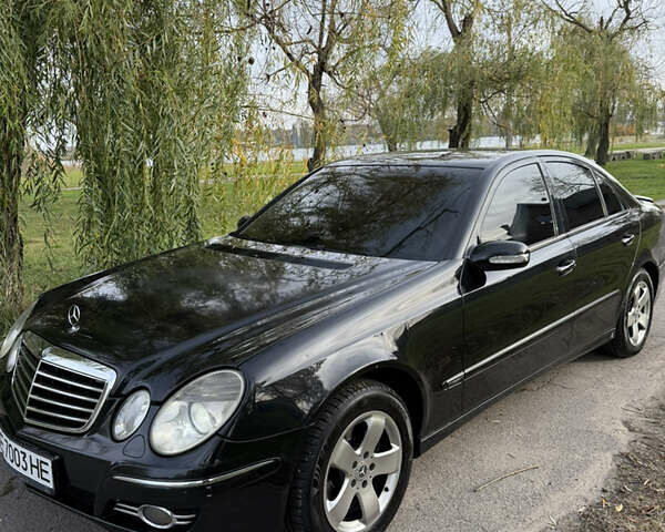 Мерседес Е-Класс 2002 в Николаеве на Automoto.ua Черный Мерседес Е-Класс, объемом двигателя 1.8 л и пробегом 340 тыс. км за 6200 $, фото 8 на Automoto.ua