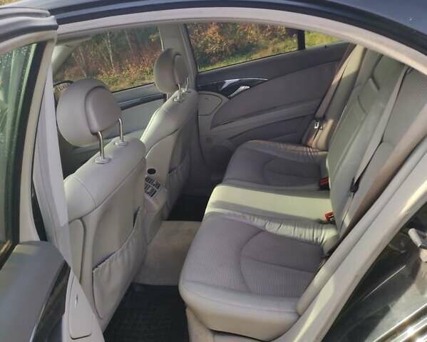 Черный Мерседес Е-Класс, объемом двигателя 1.8 л и пробегом 340 тыс. км за 5100 $, фото 5 на Automoto.ua