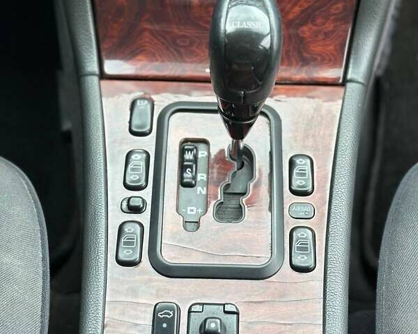 Черный Мерседес Е-Класс, объемом двигателя 2 л и пробегом 423 тыс. км за 2950 $, фото 15 на Automoto.ua