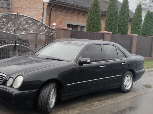 Чорний Мерседес Е-Клас, об'ємом двигуна 0 л та пробігом 380 тис. км за 3900 $, фото 4 на Automoto.ua