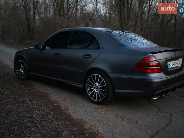 Чорний Мерседес Е-Клас, об'ємом двигуна 5 л та пробігом 320 тис. км за 12000 $, фото 3 на Automoto.ua