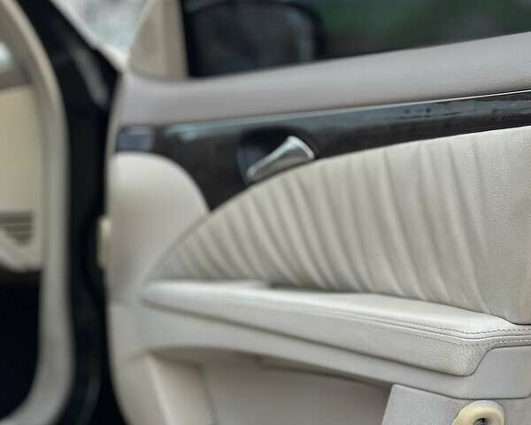 Черный Мерседес Е-Класс, объемом двигателя 3.2 л и пробегом 243 тыс. км за 4699 $, фото 22 на Automoto.ua