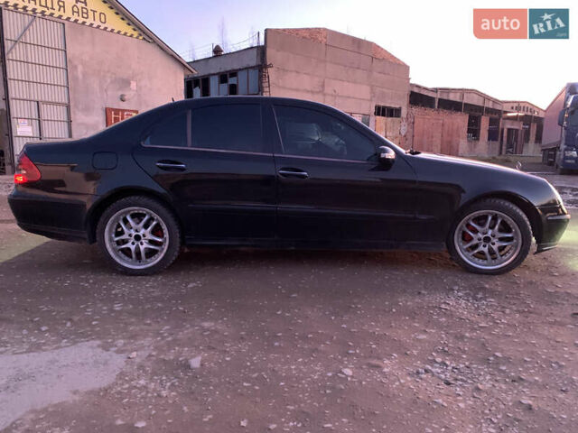 Черный Мерседес Е-Класс, объемом двигателя 2.7 л и пробегом 400 тыс. км за 7299 $, фото 6 на Automoto.ua