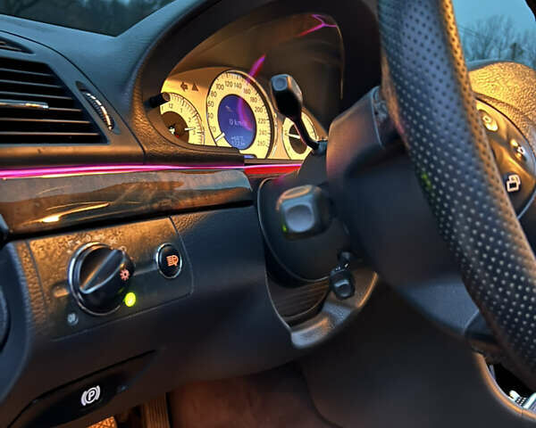 Чорний Мерседес Е-Клас, об'ємом двигуна 2.69 л та пробігом 314 тис. км за 7500 $, фото 14 на Automoto.ua