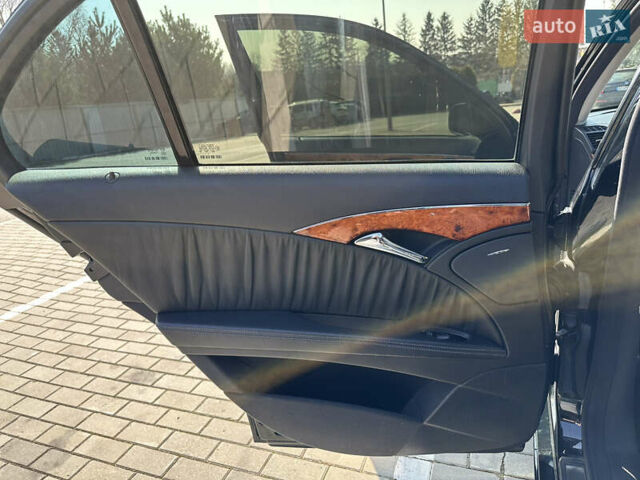 Черный Мерседес Е-Класс, объемом двигателя 2.69 л и пробегом 353 тыс. км за 7600 $, фото 13 на Automoto.ua